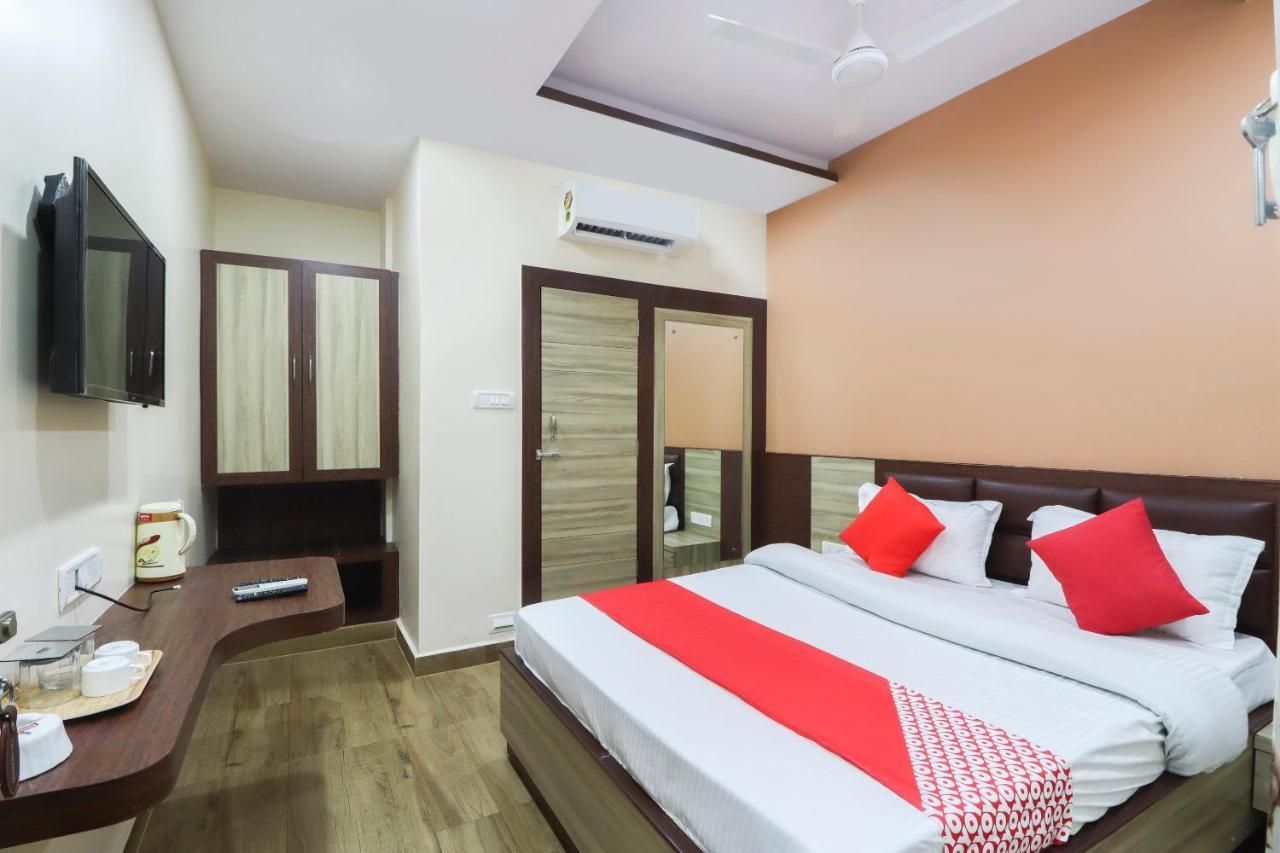 Capital O Hotel 7Th Heaven Dzsamsedpur Kültér fotó