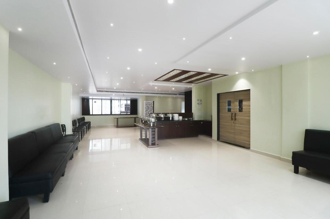 Capital O Hotel 7Th Heaven Dzsamsedpur Kültér fotó